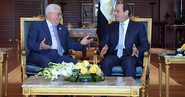 Sisi ve Abbas Filistin meselesini görüştü