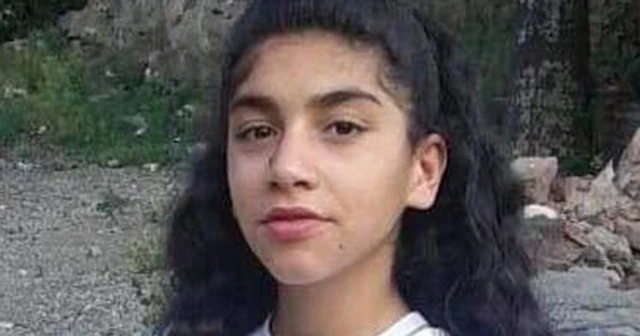 14 yaşındaki kız evinin çatısında asılı bulundu