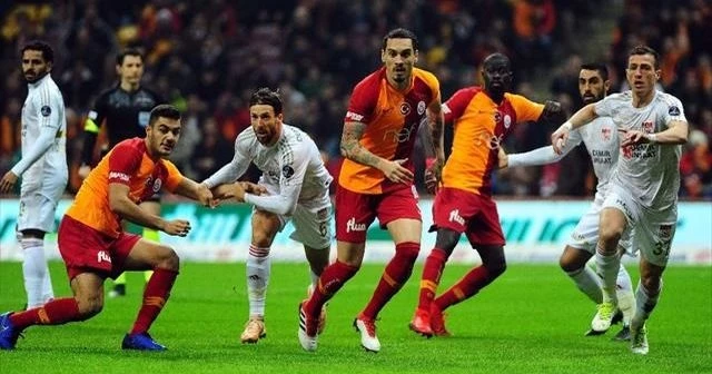 30 golün 12’sinde savunma katkısı