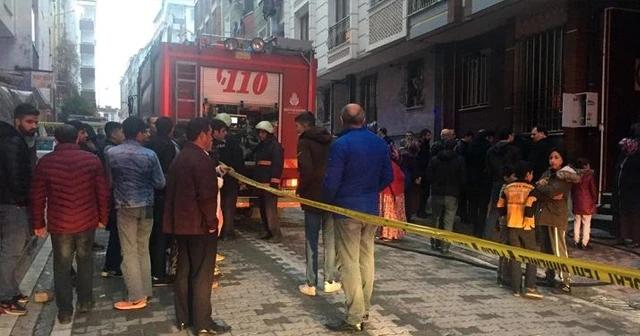 5 katlı binada dehşet anları! 'Bebeği aşağı atmaya çalıştı'