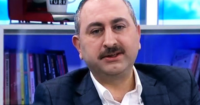 Adalet Bakanı Abdulhamit Gül&#039;den flaş FETÖ açıklaması