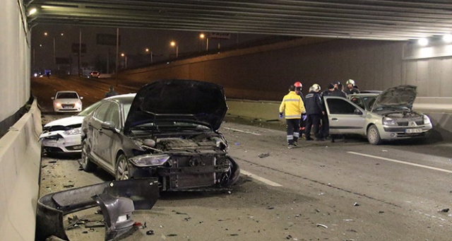 Ankara’da zincirleme trafik kazası: 5 yaralı