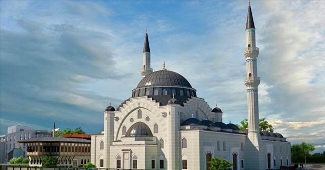 Avrupa&#039;nın en büyük camisi Strazburg&#039;da yükseliyor