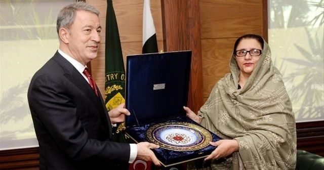 Bakan Akar, Pakistan Genelkurmay Başkanı ile görüştü