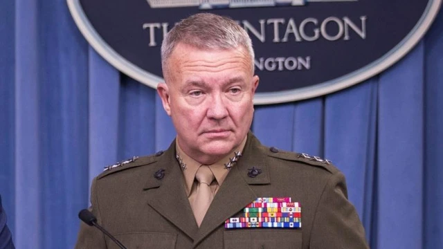 CENTCOM'da görev değişimi
