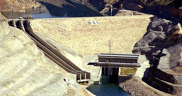 Dicle Barajı’nın bir kapağı koptu, valilik uyardı