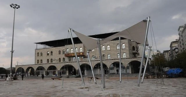 Diyarbakır'a yeni modern meydan