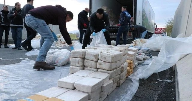 Erzincan&#039;da 1 ton 271 kilogram eroin ele geçirildi