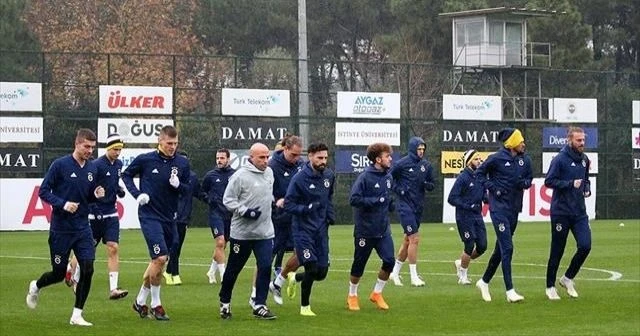 Fenerbahçe&#039;de Giresunspor maçı hazırlıkları başladı