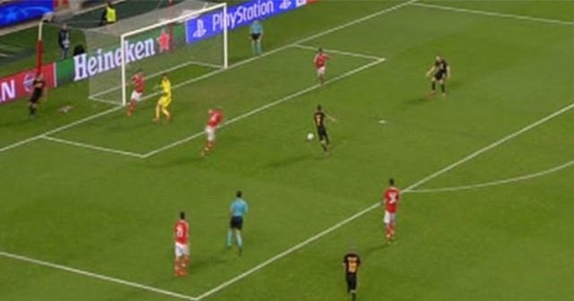 Galatasaray Benfica maçında taraftarın unutamadığı gol pozisyonu