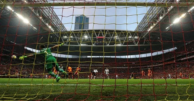 Galatasaray derbide Beşiktaş