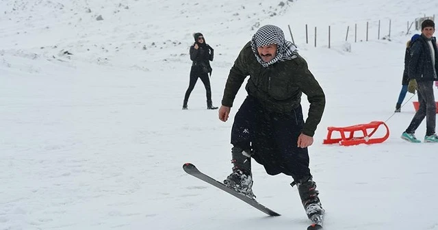 Güneydoğu'nun 'Uludağ'ında kayak sezonu açıldı