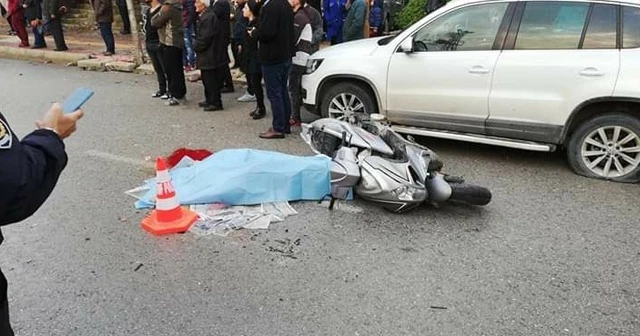 Hafriyat kamyonu motosiklete çarptı: 1 ölü