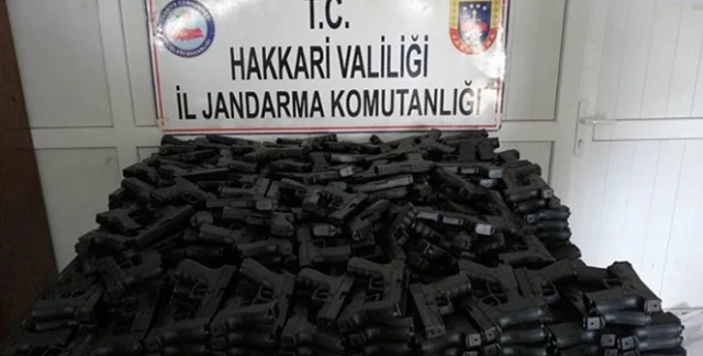 Hakkari'de cephanelik ele geçirildi