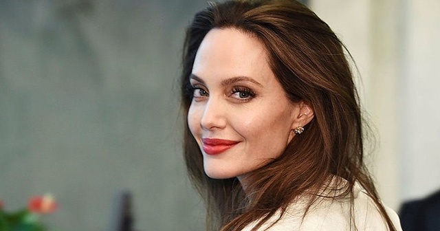 Hollywood yıldızı Angelina Julie, ABD Başkanlığı'na göz kırptı