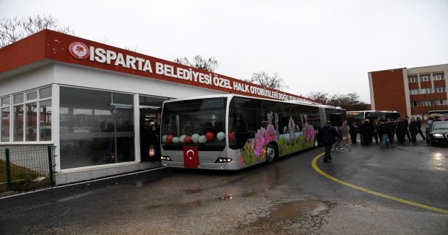 Isparta Belediyesi parklarda ücretsiz internet kuruyor