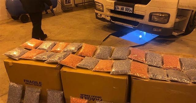 İstanbul polisinden yurt dışında uyuşturucu operasyonu