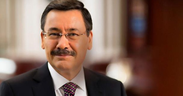 İşte Melih Gökçek&#039;in yeni imajı