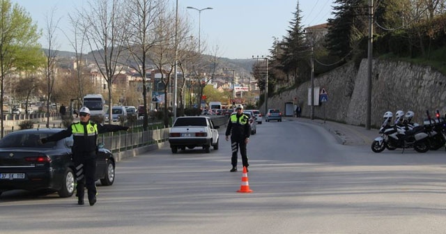 Kastamonu&#039;da sürücülere bir ayda 1 milyon 339 bin lira para cezası