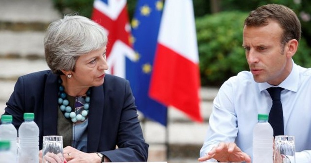 Macron’dan May’e: “Brexit anlaşmasını tekrar müzakere etmek söz konusu değil”