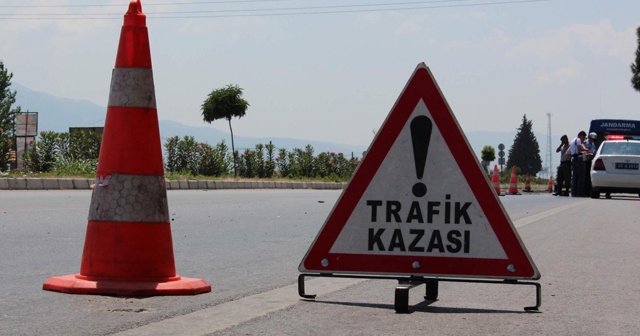 TEM'de kaza! Trafik kilit