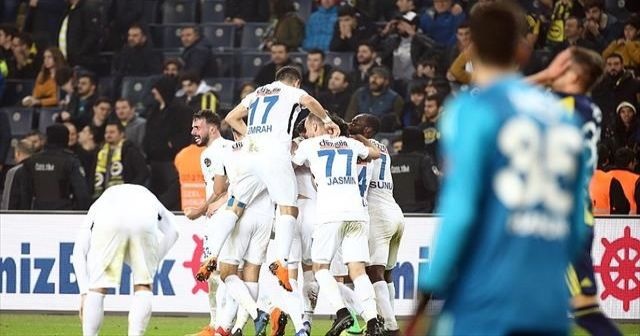 Türkiye kariyerindeki ilk golünü Fenerbahçe&#039;ye attı