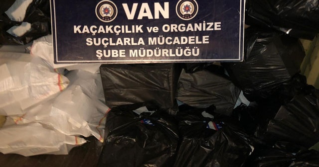 Van’da 14 bin 110 paket kaçak sigara ele geçirildi