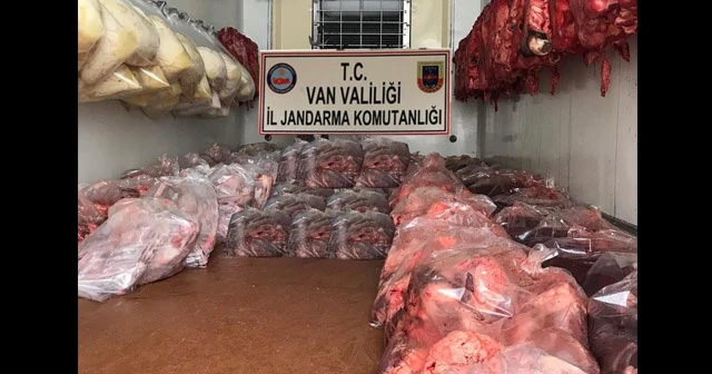 Van’da kaçak et ve sakatat ele geçirildi