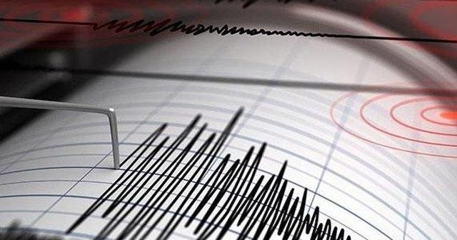 8 saat içerisinde 13 deprem meydana geldi