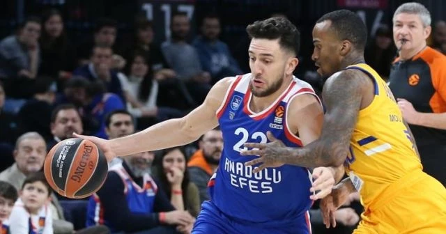 Anadolu Efes seriye bağladı