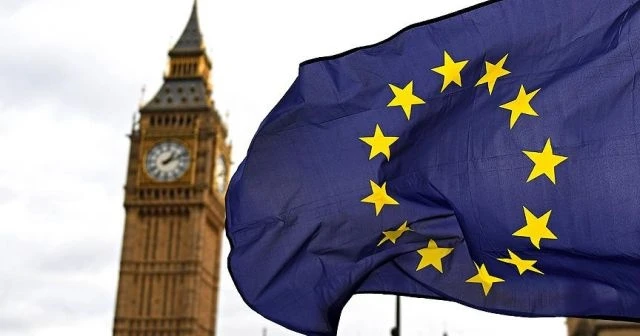 AP'den Brexit sonrası vizesiz seyahate 'yeşil ışık'