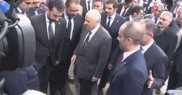 Bahçeli&#039;den Özhaseki&#039;ye ziyaret