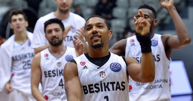 Beşiktaş Sompo Japan, İtalya deplasmanında