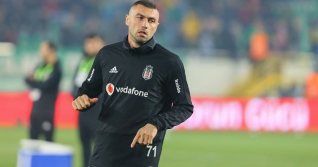 Beşiktaşlı taraftarlardan Burak Yılmaz&#039;a tepki