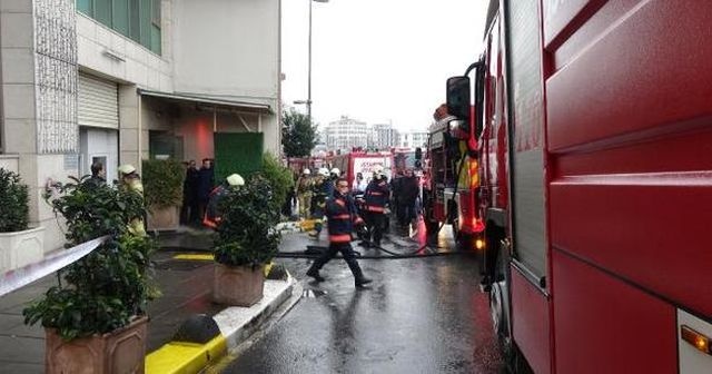 Beyoğlu&#039;nda otelde yangın