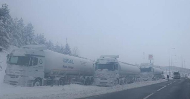 Bolu Dağı&#039;nda kar kalınlığı yarım metreyi geçti