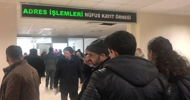 Duyan koştu! Nüfus müdürlüklerinde yoğunluk var...