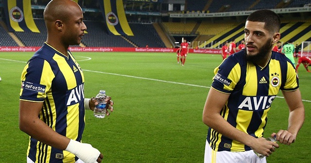 Fenerbahçeli Benzia, kupa maçında abdest aldı
