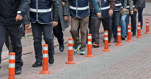 FETÖ&#039;nün TSK&#039;daki kripto yapılanmasına operasyon: 8 asker gözaltı