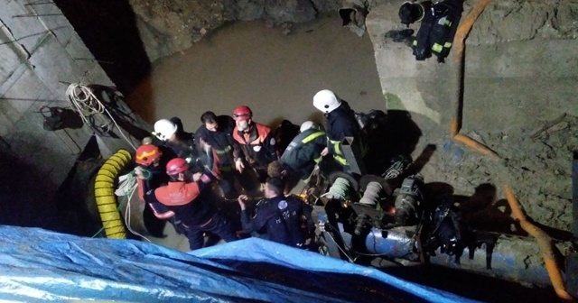 İki kardeşi ecel 1 metre çaptaki boruda yakaladı