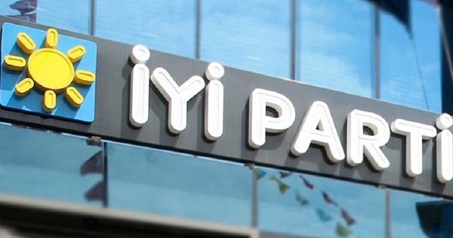 İYİ Parti&#039;de istifa depremi: AK Parti&#039;ye geçtiler