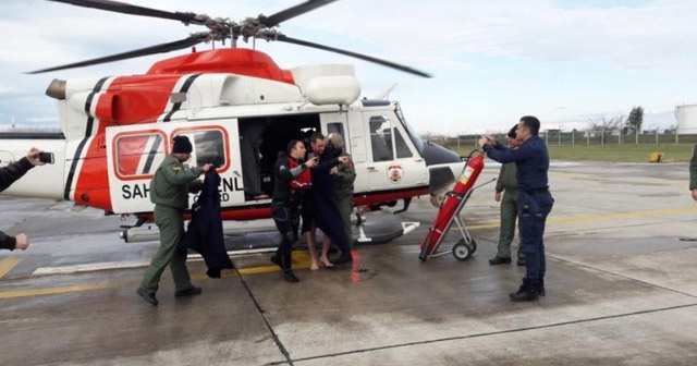 Karadeniz&#039;de batan gemiden 7 kişi kurtarıldı, 2 kişinin cansız bedenine ulaşıldı