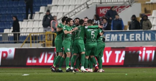 Kasımpaşa&#039;ya evinde Rizespor çelmesi