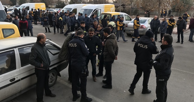 Konya’da PTT merkezinde içinde güç kaynağı olan koli patladı