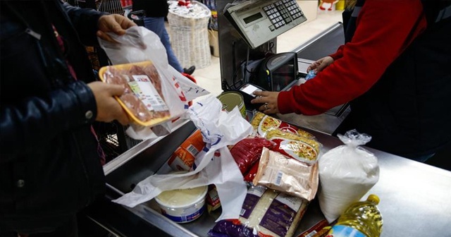 Marketlerdeki fiyatların düşmesi için &#039;sıfır gümrük vergisi&#039; önerisi