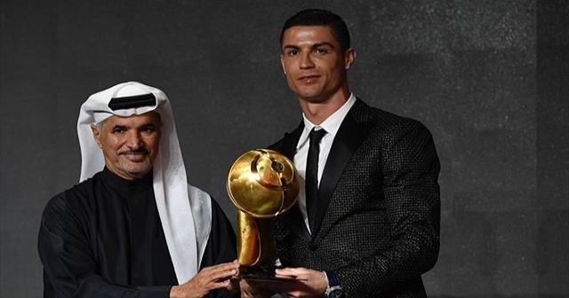 Ronaldo yeni yıla ödülle başladı