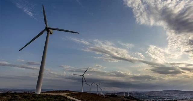 Rüzgar enerjisinde 8 bin megavatlık kapasite hedefi