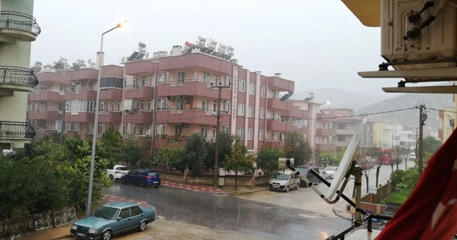 Sokak lambaları gece gündüz yanıyor