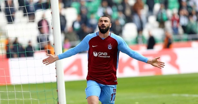 Trabzonspor, Burak Yılmaz&#039;ı KAP&#039;a bildirdi