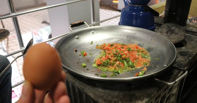 Zam geldi, esnaf ve öğrenci yemeği menemen saltanatını kaybetti